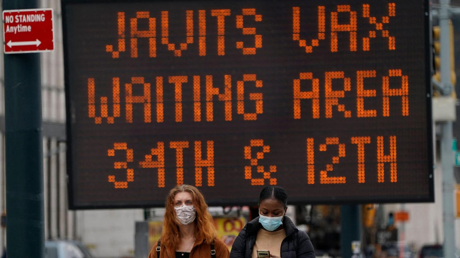 New Yorkers arrive at the Javits Centre Covid-19 vaccination centre on April 13, 2021 in New York City.  (Photo: Timothy A. Clary/AFP, Getty Images)