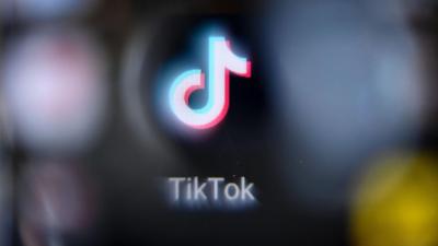 China’s Version of TikTok Now Features ‘Put Down Your Phone’ PSAs Following Government Scrutiny