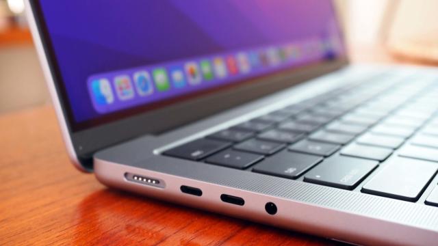 The Ultra-Powerful New MacBook Pro Is Top Notch (Sorry, Sorry, Trying to Delete)