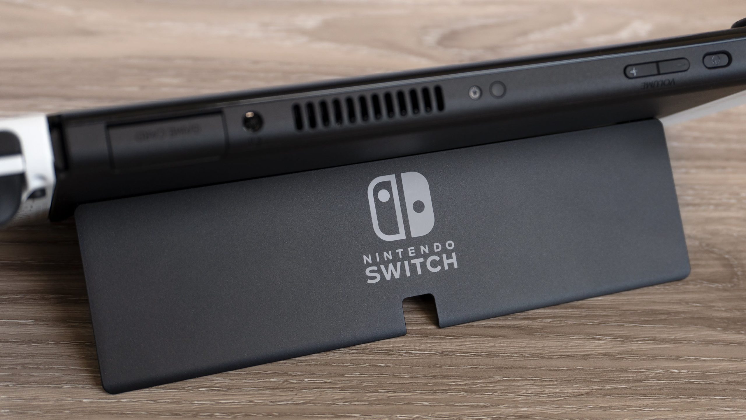 If you mostly play your Switch in handheld mode, the Switch OLED is going to be a hard upgrade to resist. (Photo: Andrew Liszewski - Gizmodo)