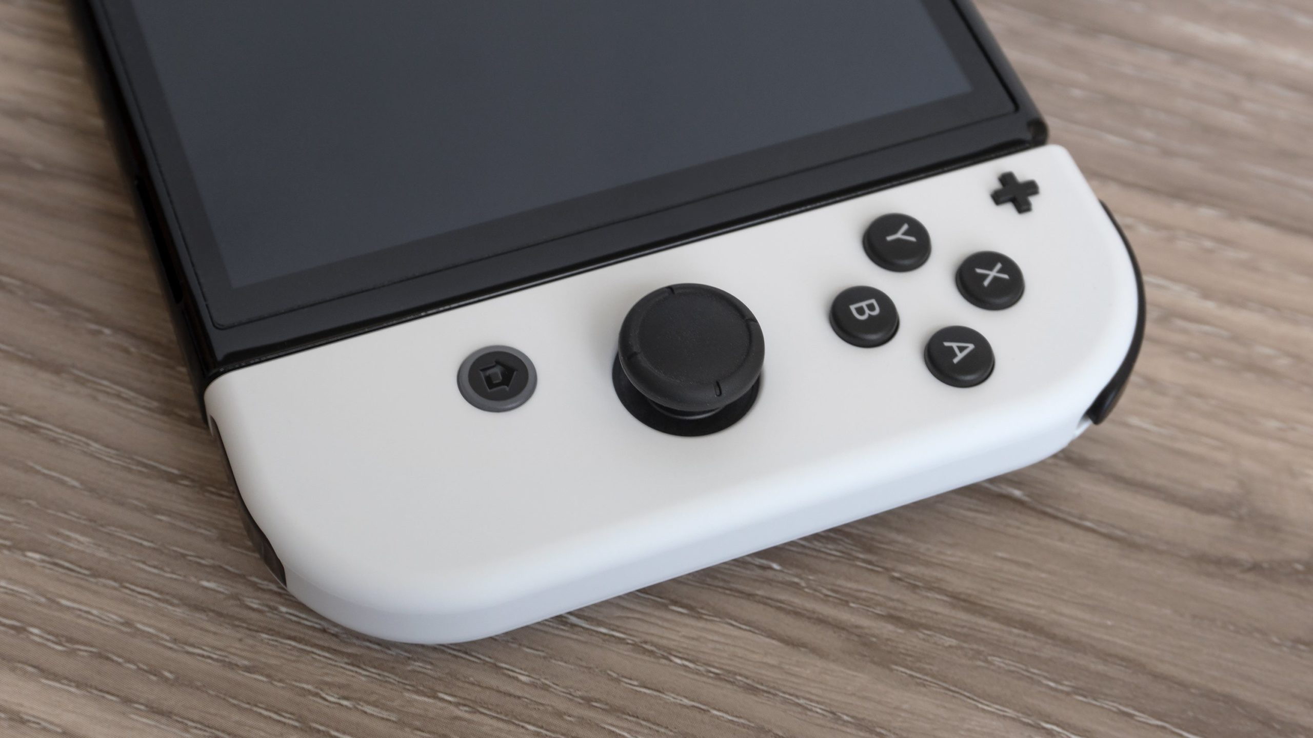 Will the Joy-Cons on the Switch OLED exhibit joystick drift too? That remains to be seen, but is a very real possibility. (Photo: Andrew Liszewski - Gizmodo)