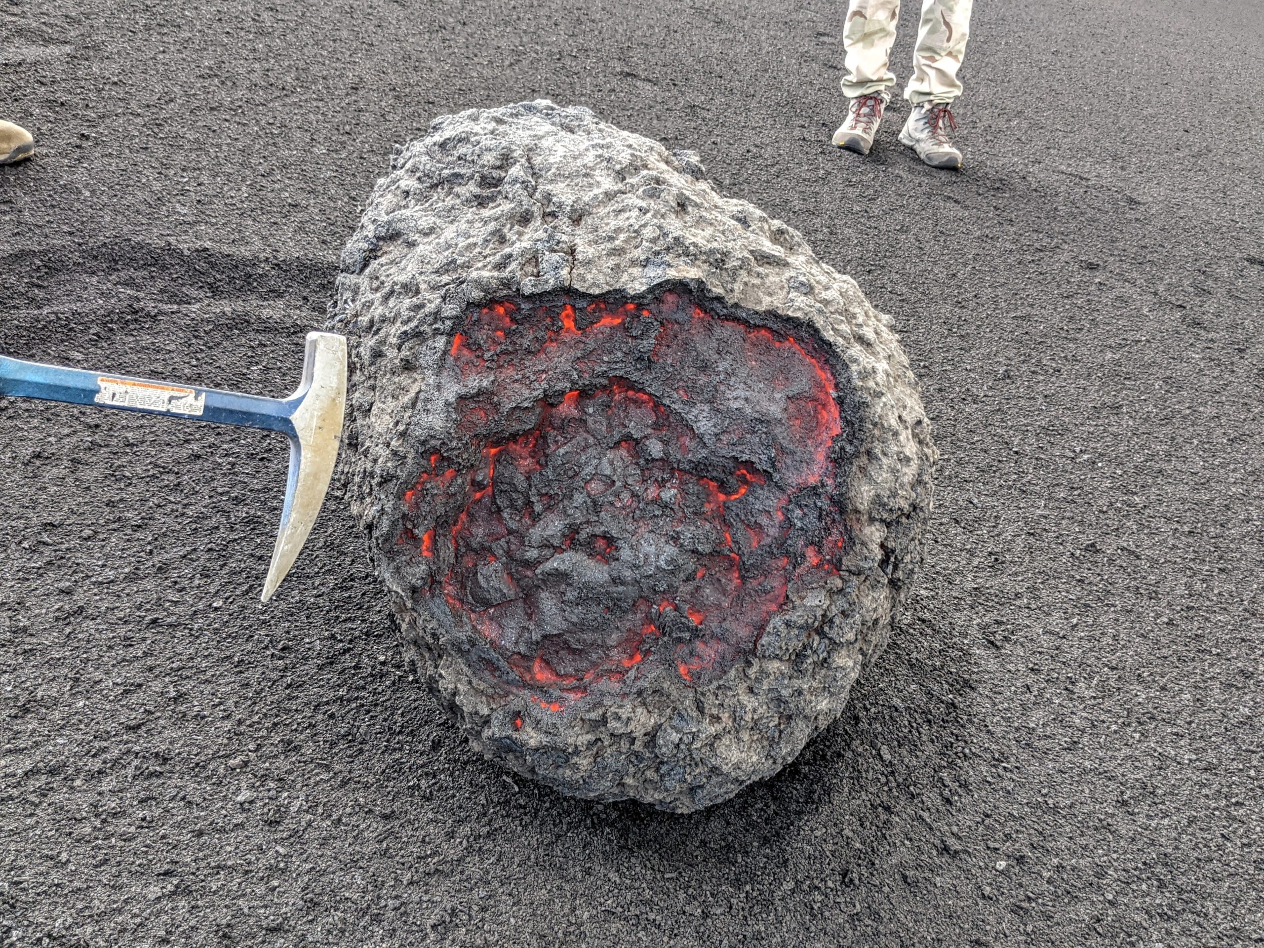 That's a hot boulder.  (Photo: Harri Geiger)