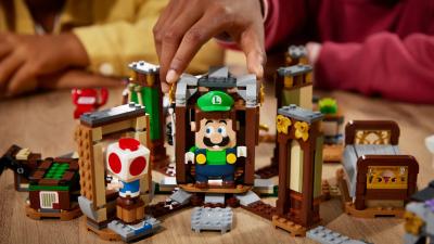 Luigi Finally Gets His Lego Due With Luigi’s Mansion Sets