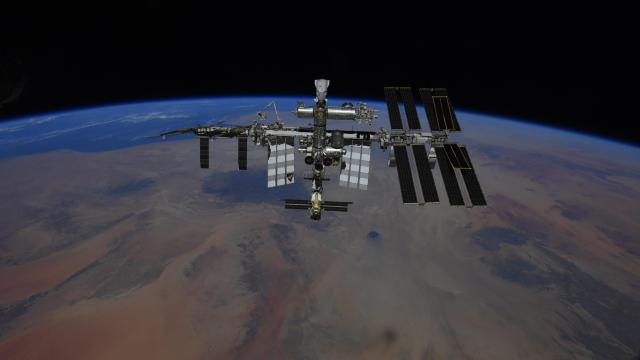 Space Station Will Make an Emergency Manoeuvre After Detection of Threatening Space Junk
