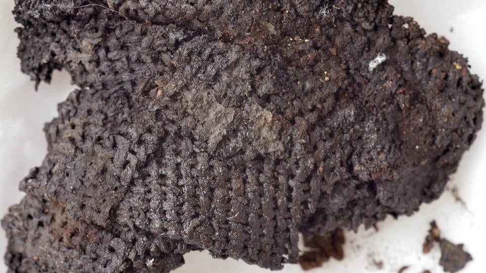 A piece of cloth from the Çatalhöyük site in Turkey.  (Image: Antoinette Rast-Eicher, University of Bern)