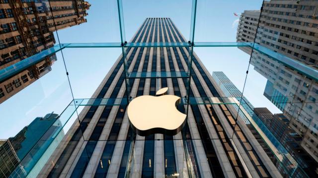 Apple to Pay Store Workers $41 Million Settlement for Bag Checks That Occurred Off the Clock