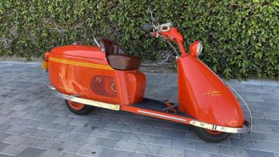 This Vintage Streamlined Scooter Was Years Ahead Of Its Time
