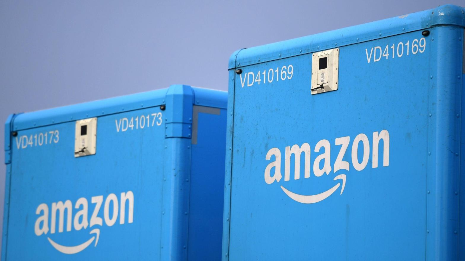 An Amazon sign is pictured at the Amazon Fulfilment Centre in Peterborough, east England. (Photo: Daniel Leal-Olivas / AFP, Getty Images)