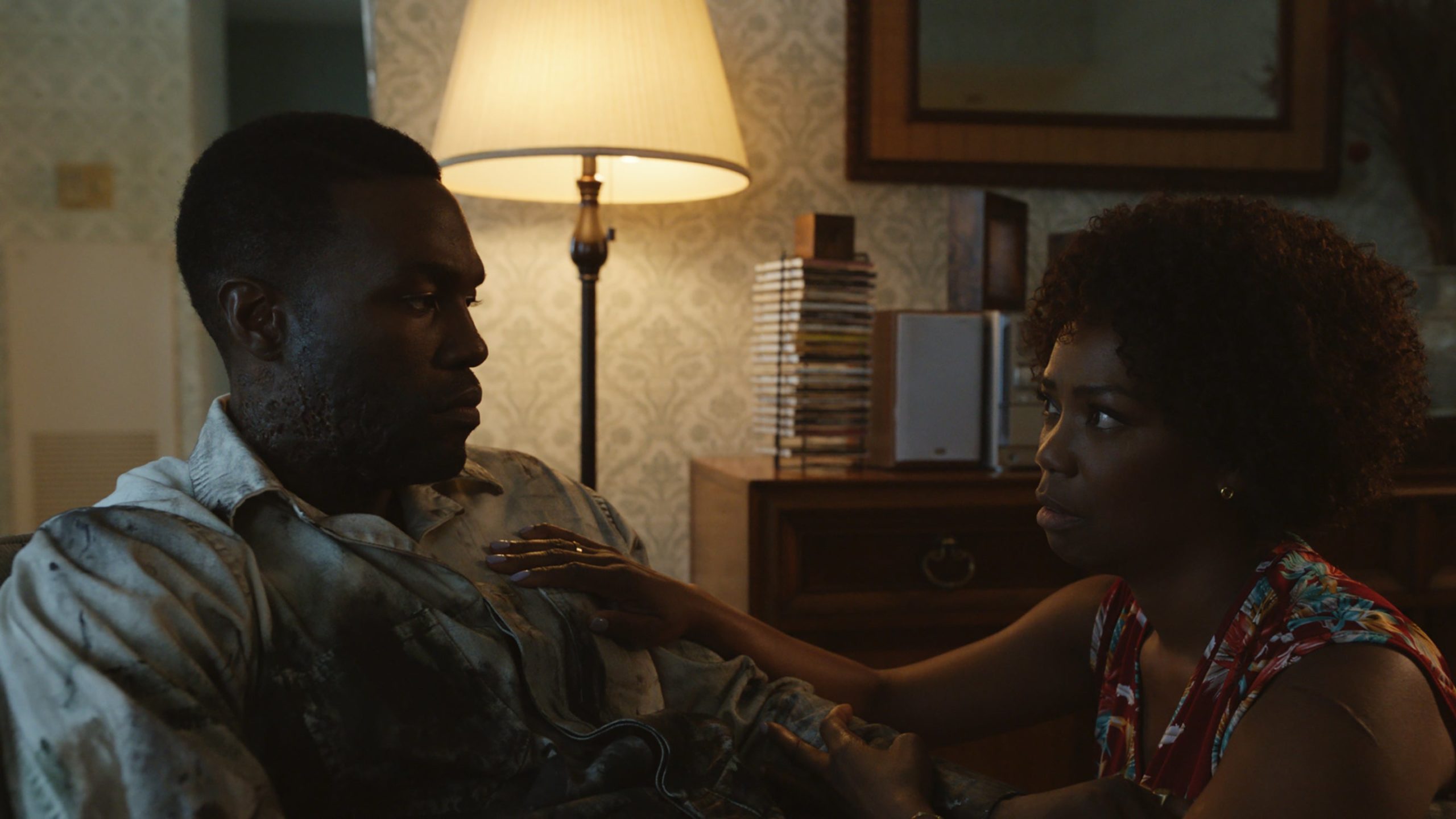 Anthony (Yahya Abdul-Mateen II) and his mother (Vanessa Estelle Williams)  (Image: Universal Pictures)