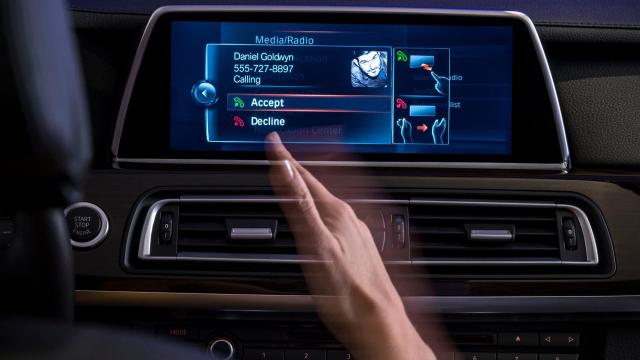 BMW’s Gesture Controls Will Have You Feeling Like A Mediocre Wizard