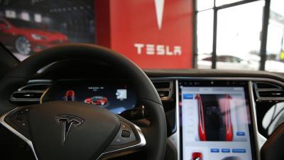 Tesla Asks Full Self-Driving Beta Drivers to Consent to Being Recorded When They Crash