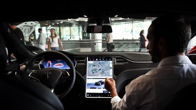 Tesla Owners Are Playing Video Games While Driving
