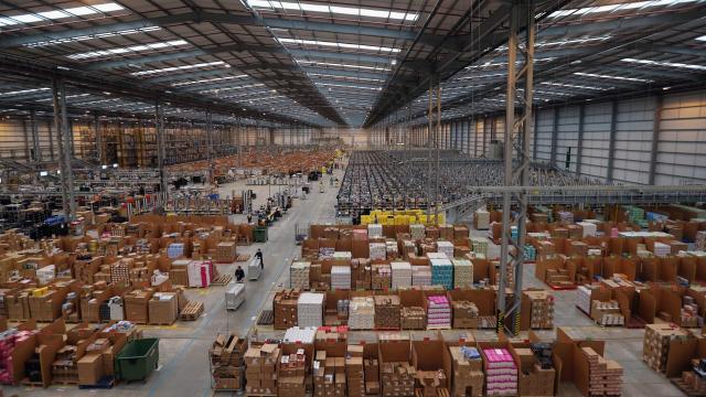 Most of Amazon’s Pollution-Spewing Warehouses Are Built In Communities of Colour