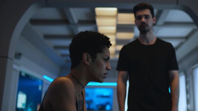 The Expanse’s Holden and Naomi Explain How Love Can Endure Through Extreme Sci-Fi Chaos