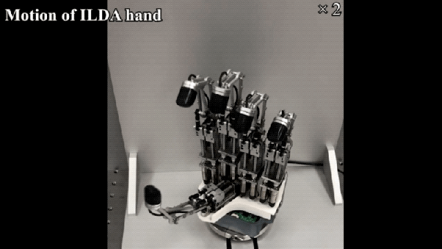 Lifelike Robotic Hand Is a Bit Too Close to Terminator for Our Liking