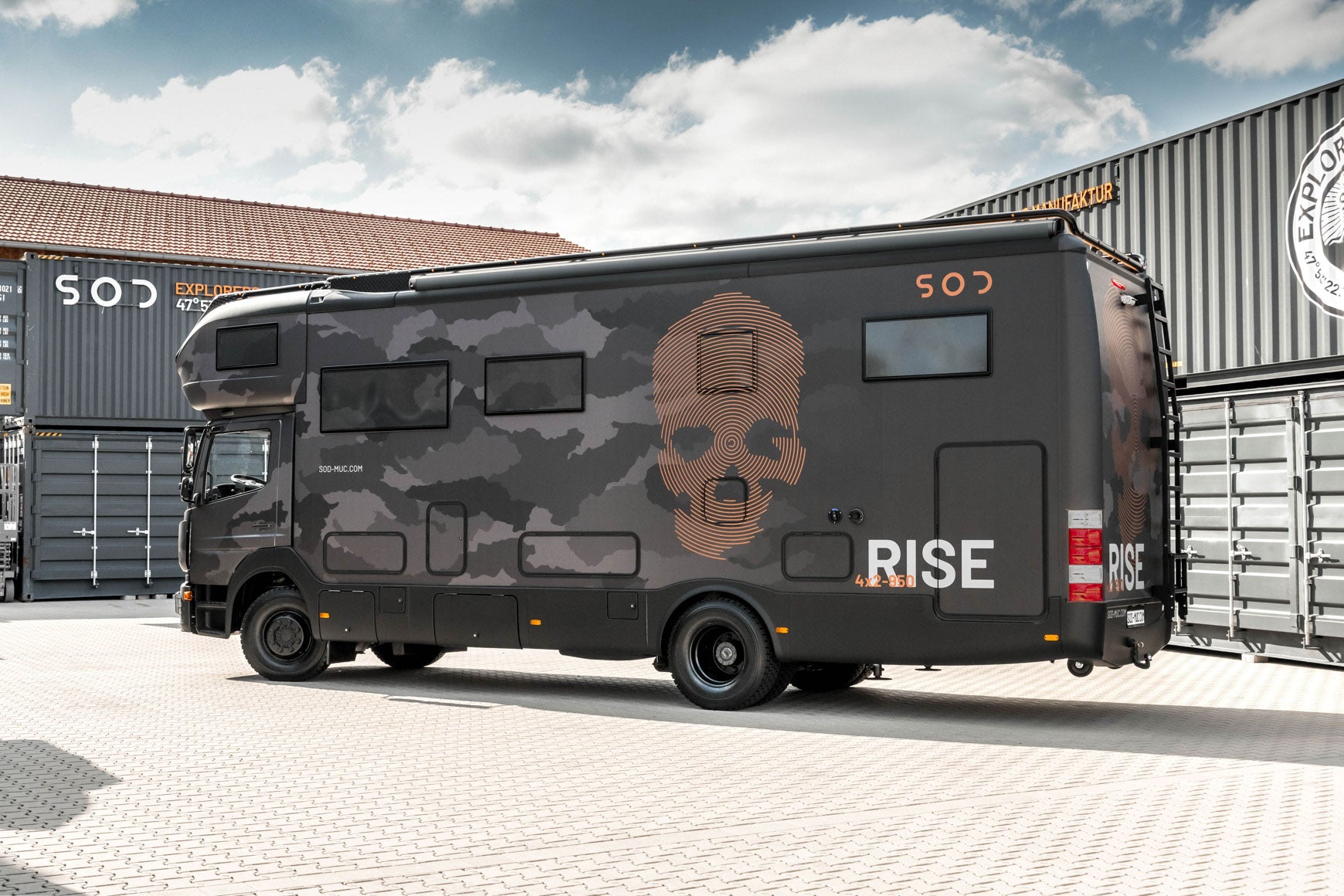 This $AU1,000,000 RV Is A Mobile Penthouse With A Rooftop Lounge