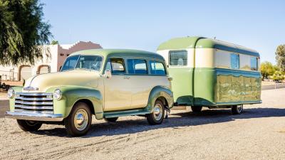 This 1948 Palace Royale Camper Lets You Travel Through Time With Style