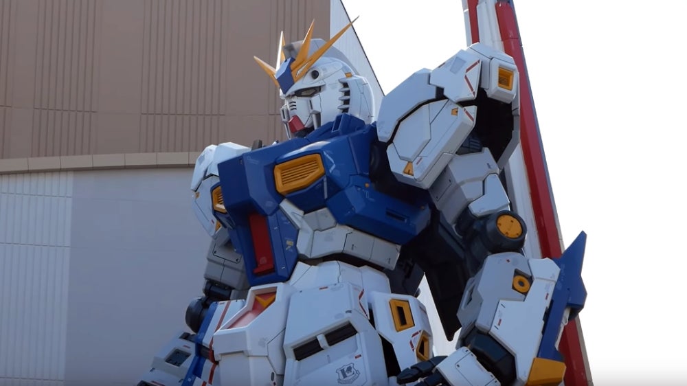 Gundam sure are cool.  (Screenshot: CRAFTA クラフタチャンネル/YouTube)