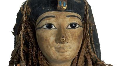 Digital Unwrapping of Pharaoh’s Mummy Reveals Curly Hair, Amulets, and Jewellery