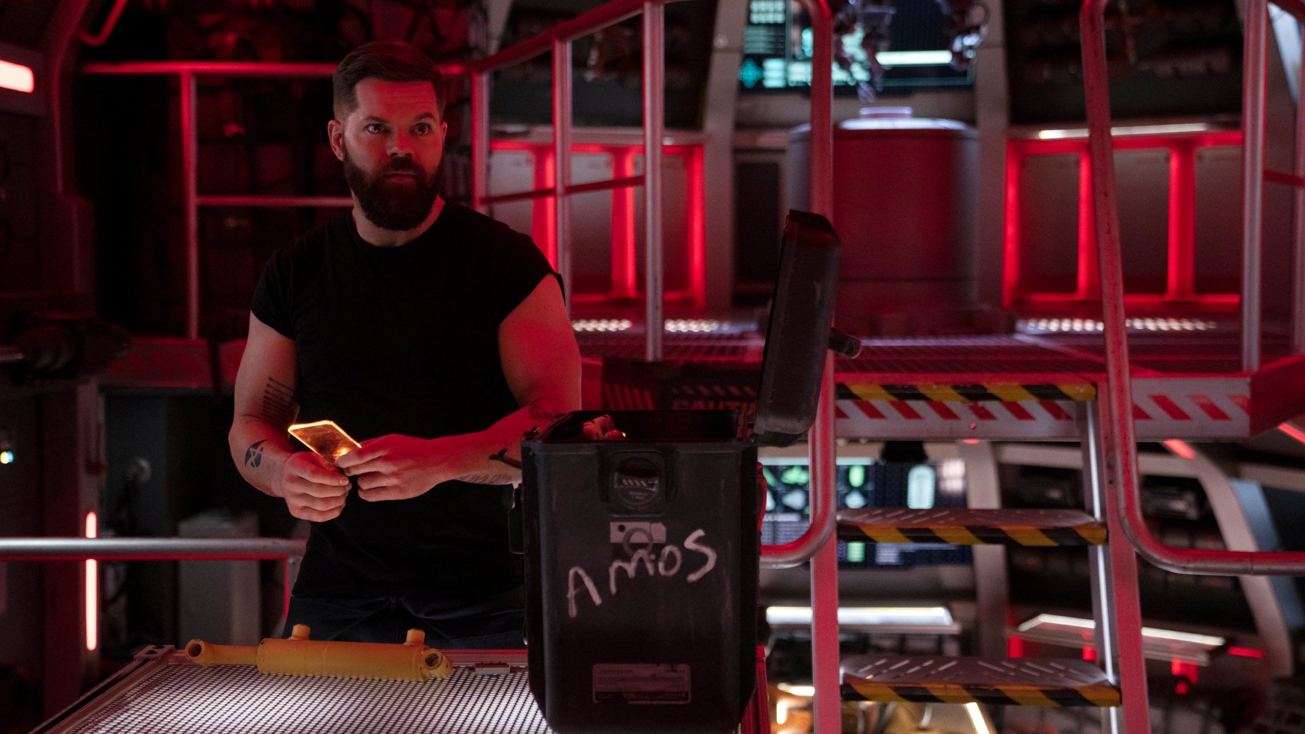  Woe be it unto anyone who messes with Amos' clearly labelled box of stuff. (Image: Amazon Studios)