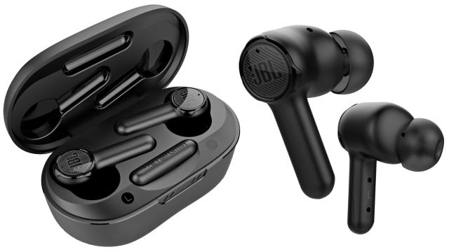 These Bluetooth Gaming Earbuds Come With a 2.4GHz Dongle to Eliminate Lag