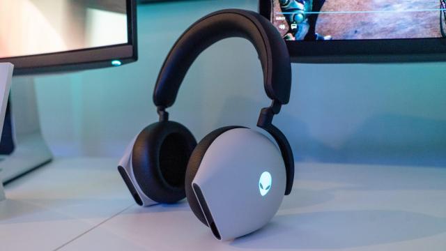 Alienware’s New Premium Gaming Headset Looks Like Something I’d Actually Want to Wear