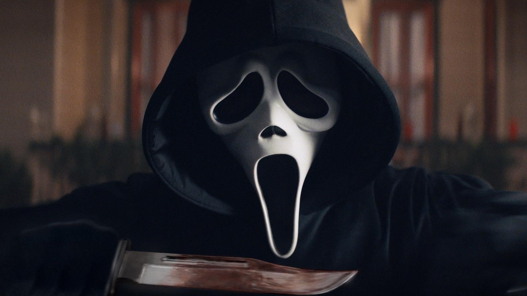 Ghostface isn't messing around in Scream 5.  (Image: Paramount)