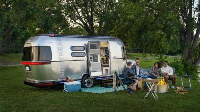 Airstream’s Electric Camper Fixes The Most Annoying Issues With Towing