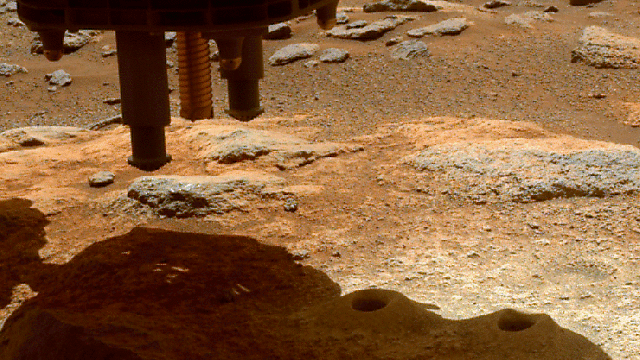 Perseverance Rover Has Shaken Out the Pebbles Stuck in Its Sampling System