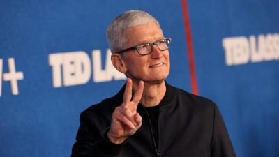 Tim Cook Skillfully Avoids the M-Word When Discussing Apple’s Metaverse Plans
