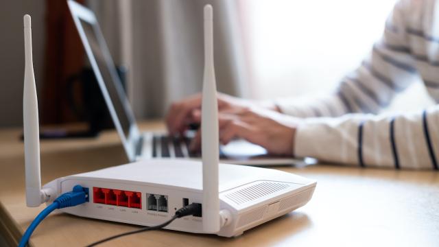 Solve Your Wi-Fi Woes With a Mesh Network or Ethernet Backhaul