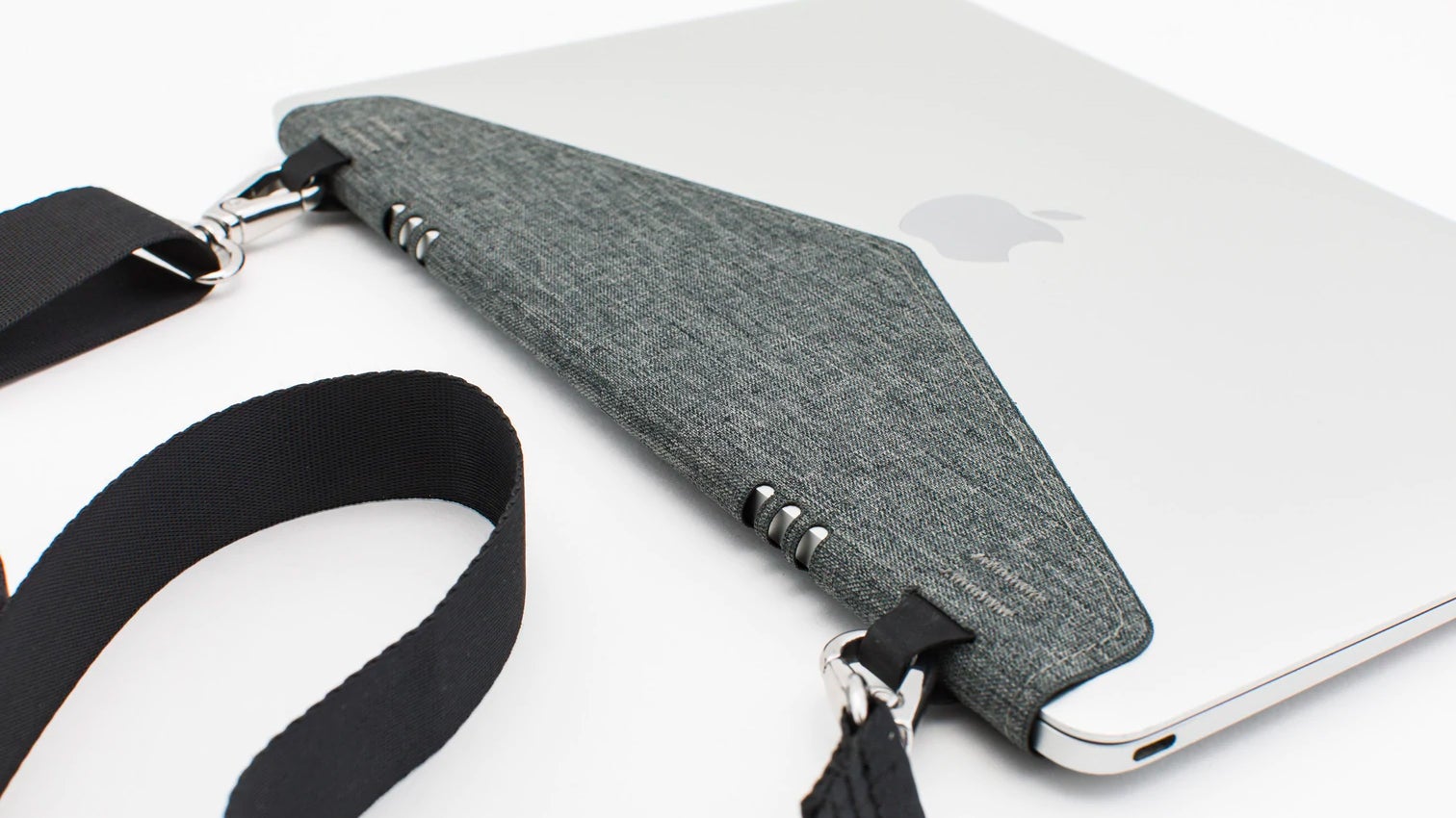 I Can’t Even Look at This Laptop-Carrying Strap Without Getting Stressed Out
