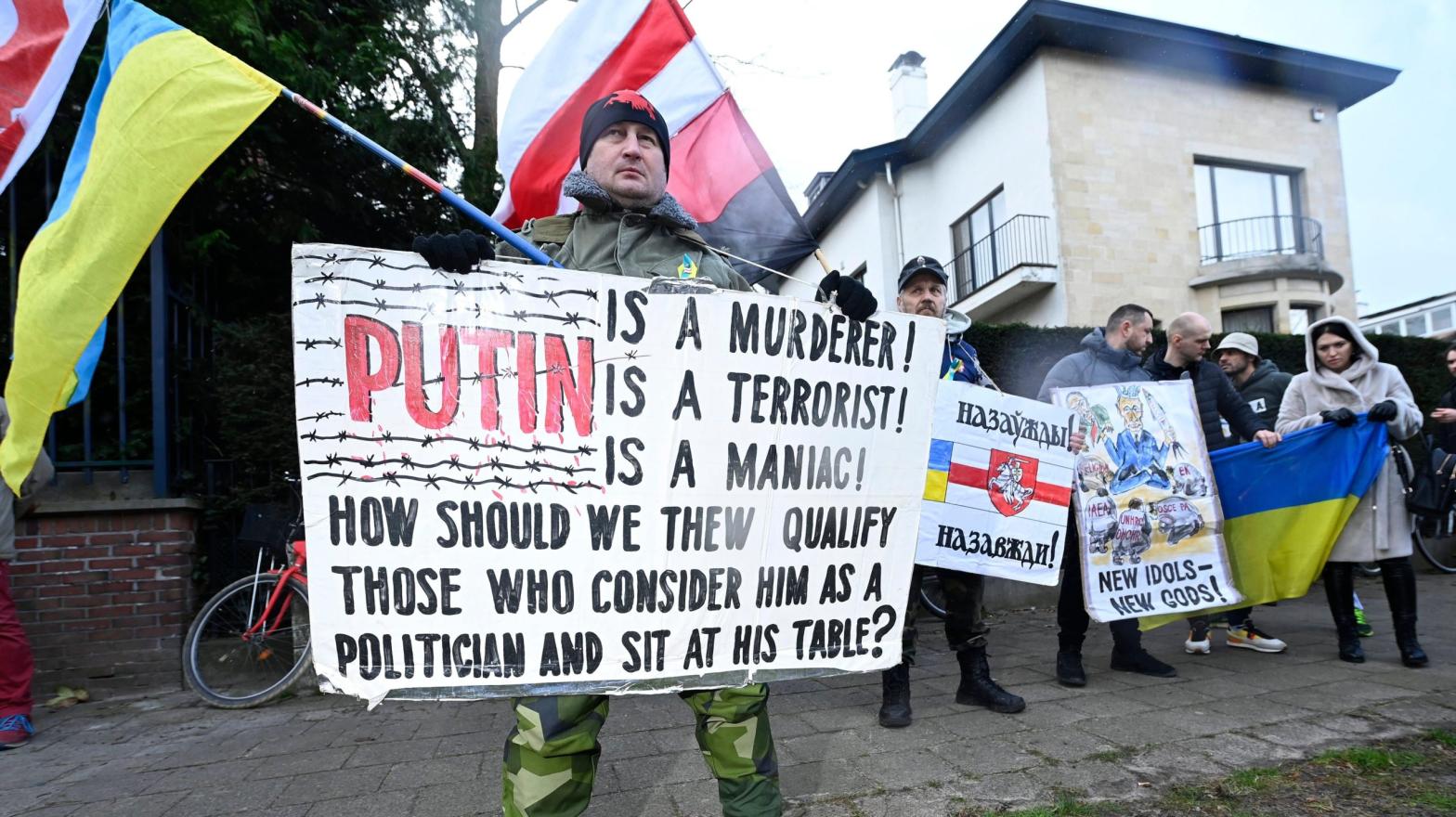 Peaceful Ukrainian protest at the Russian Consulate-General in Antwerp on February 25, 2022, in Antwerpen, Belgium, 25/02/2022  (Photo: Photonews, Getty Images)