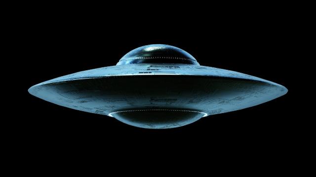 Canadian Pilots, Soldiers And Cops Reported Seeing Dozens Of UFOs Over The Last 20 Years