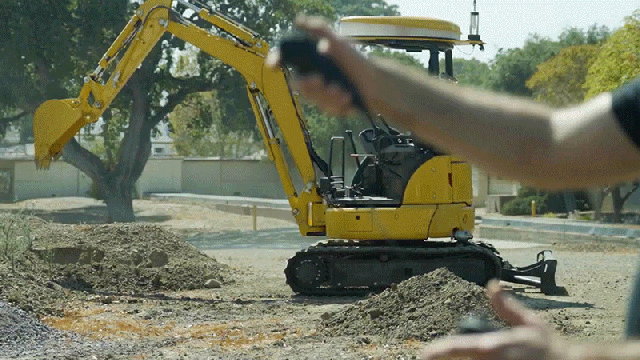 Smart Excavator Can Be Operated Using Simple Video Game Motion Controls