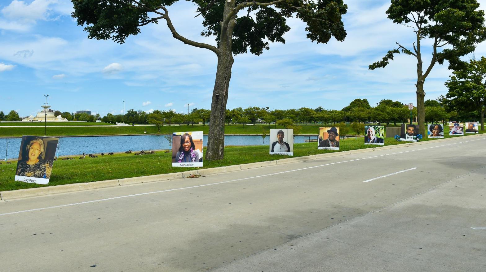 A drive-by memorial of covid-19 victims at the Belle Isle State Park on September 2, 2020 in Detroit, Michigan. (Photo: Aaron J. Thornton, Getty Images)