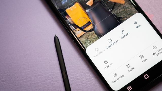 Samsung’s Latest Update Brings New Camera Features to Old Phones