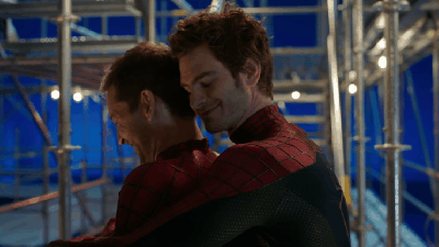 Spider-Man: No Way Home’s Gag Reel Is Full of Spider-Stares and Spider-Hugs