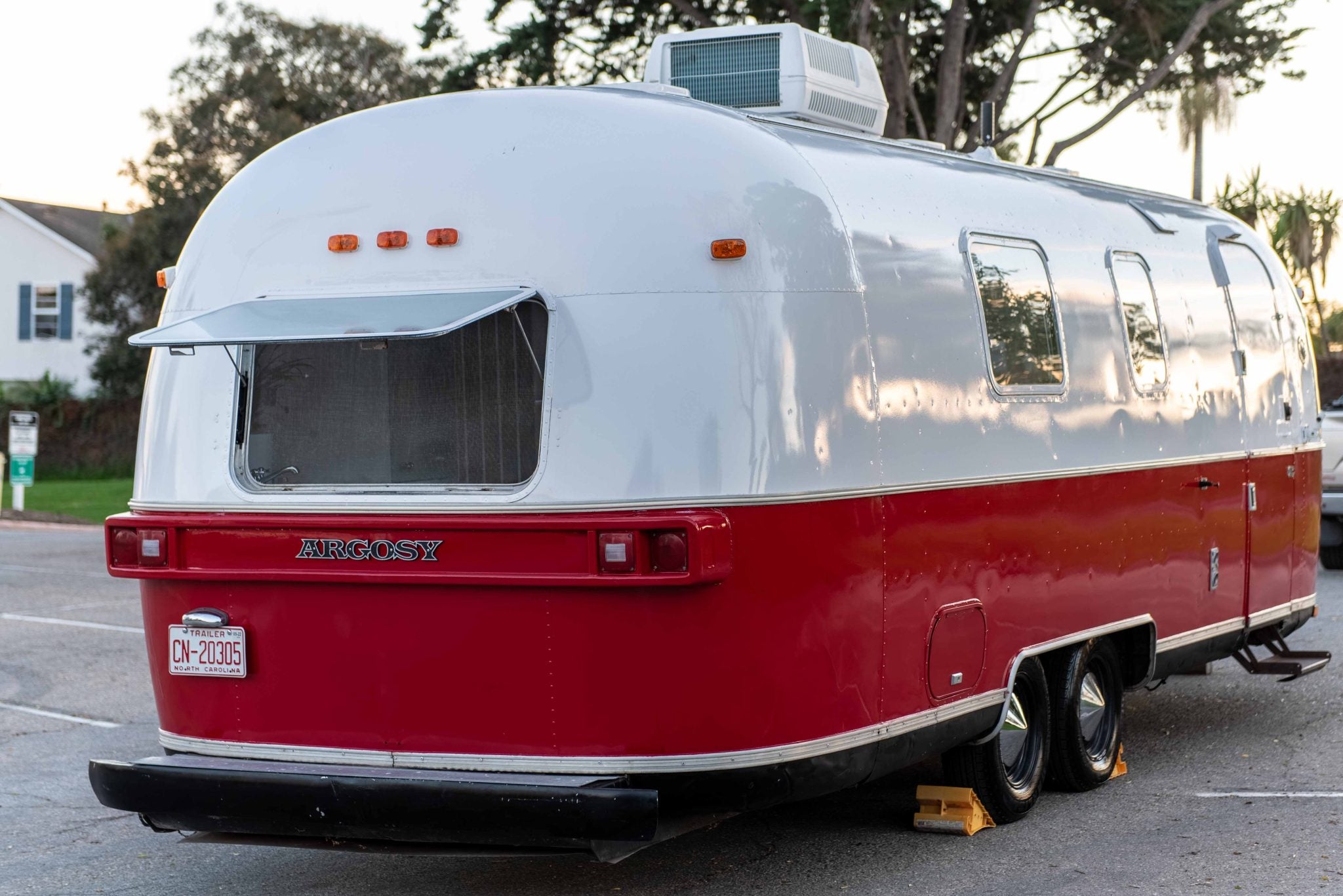 Airstream’s Old Painted Travel Trailers Are Still A Vintage RV Gem