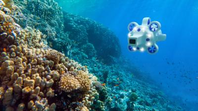 This Small Drone Can Capture Perfect Imagery from the Ocean Floor