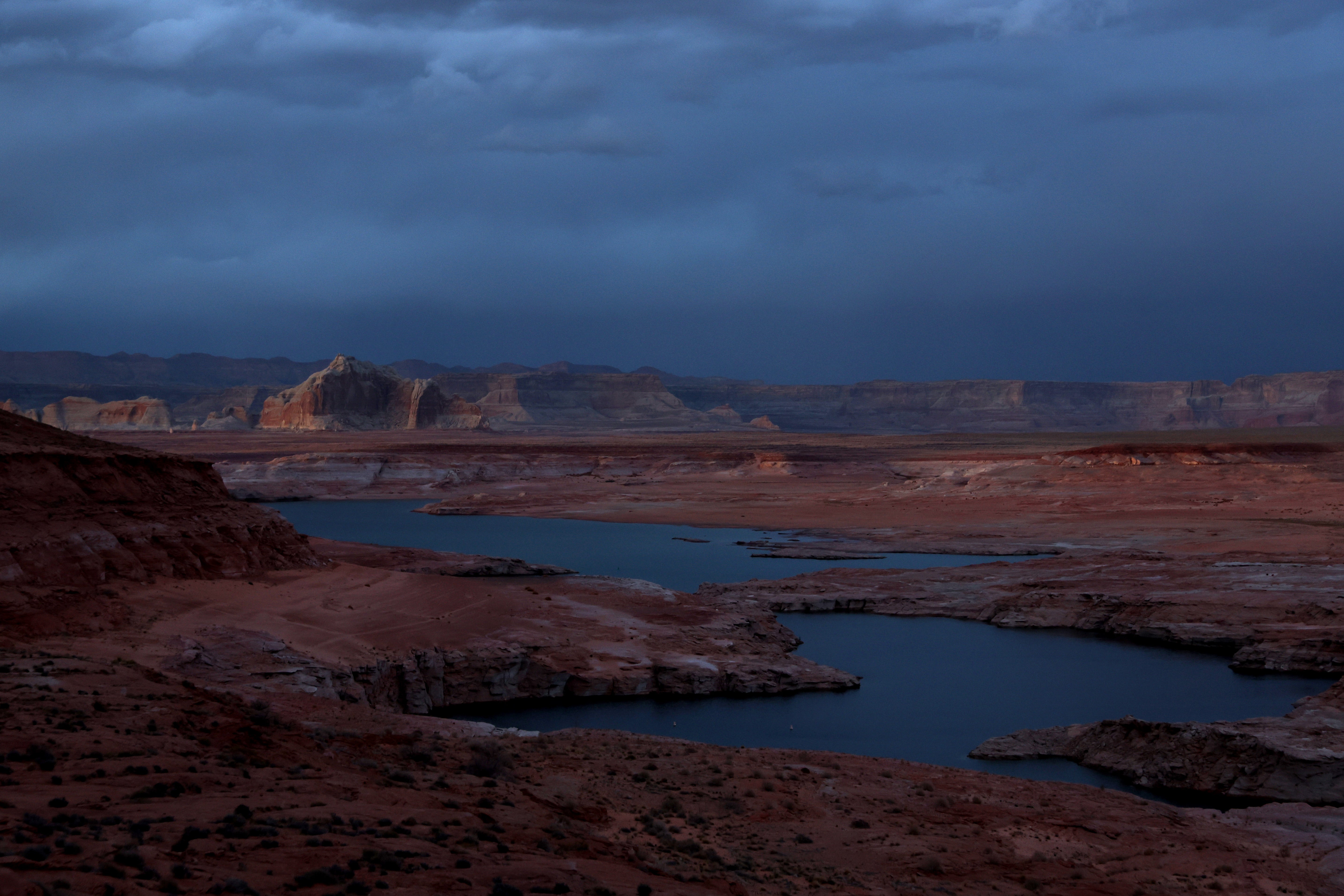  A view of Lake Powell on March 28, 2022 in Page, Arizona.  (Photo: Justin Sullivan, Getty Images)