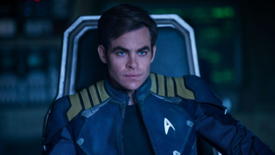 Chris Pine Thinks Star Trek Shouldn’t Try Being Marvel, and He’s Right