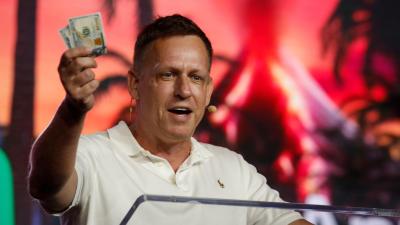 Peter Thiel Shreds $100s and Mocks the Unwashed Masses at Crypto Conference
