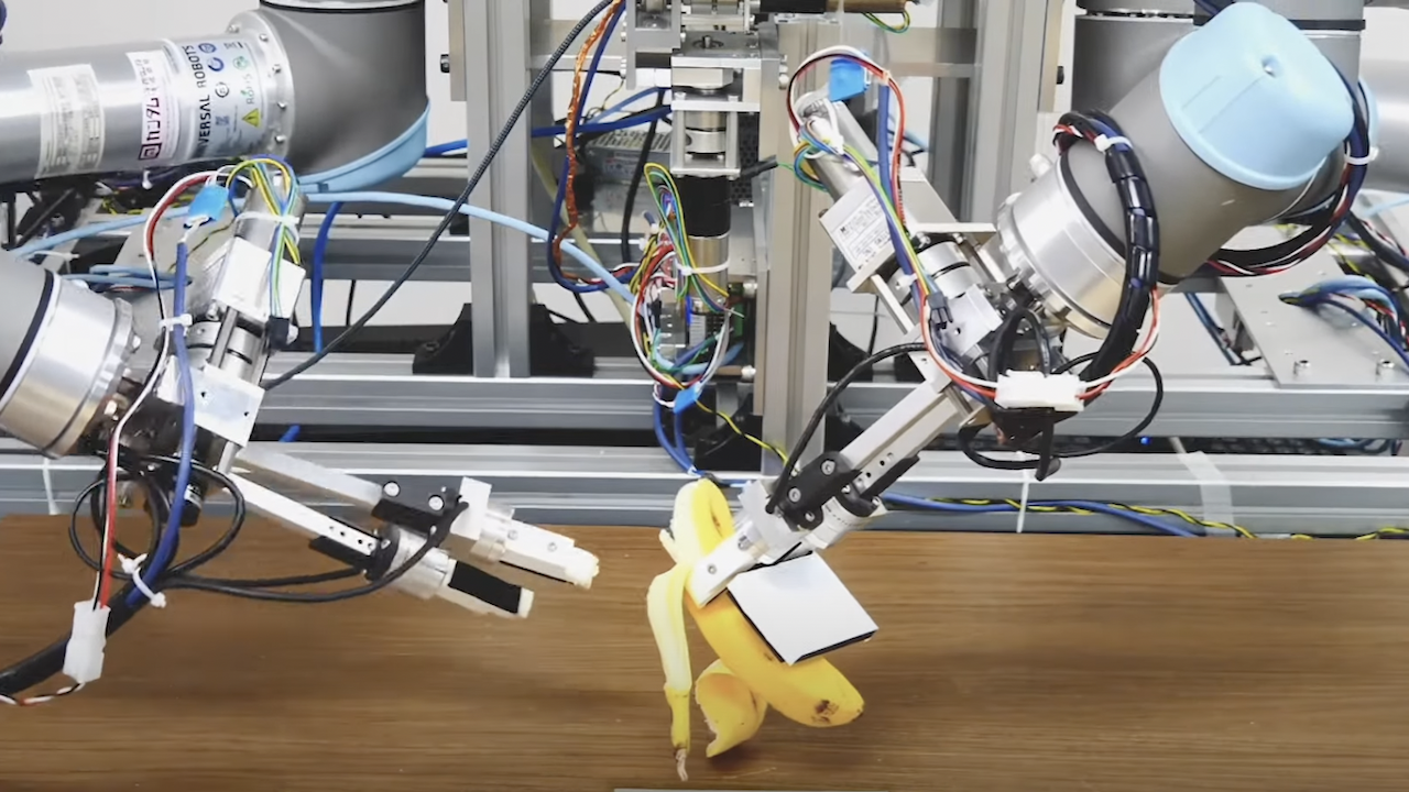 robot peeling banana