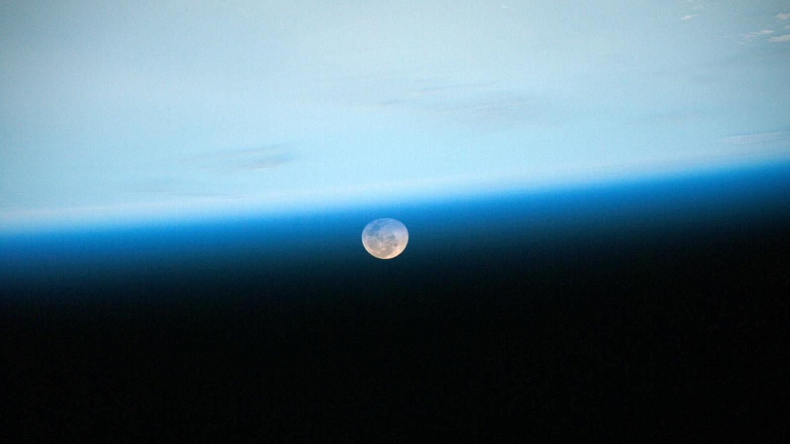 A view of the Moon from the International Space Station.  (Photo: NASA/Scott Kelly)