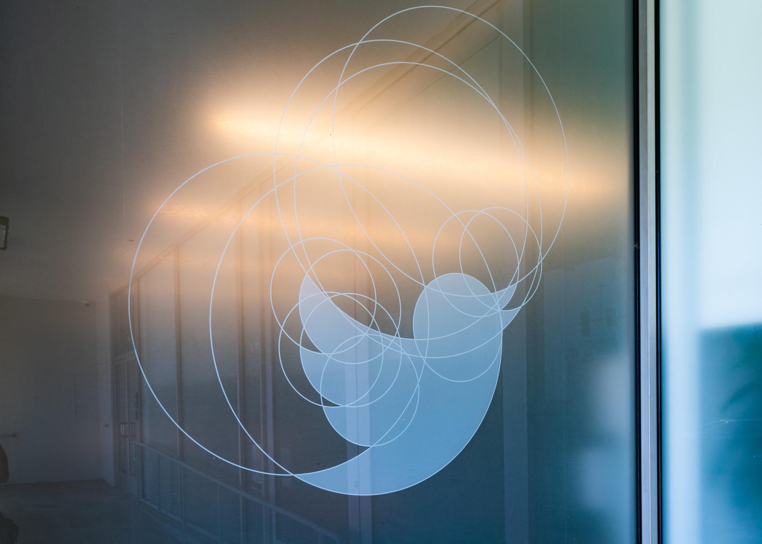 Outside the corporate offices for Twitter's brand strategy in Los Angeles. (Image: AaronP/Bauer-Griffin/GC Images, Getty Images)