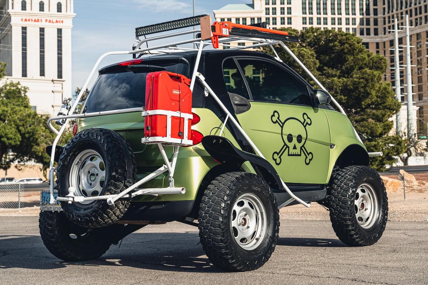 You’re Going to Want to Drive This Epic Off-Road Beast of a Smart Car