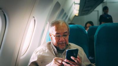 Hawaiian Airlines Passengers Will Soon Be Able to Connect to Starlink’s Wi-Fi for Free
