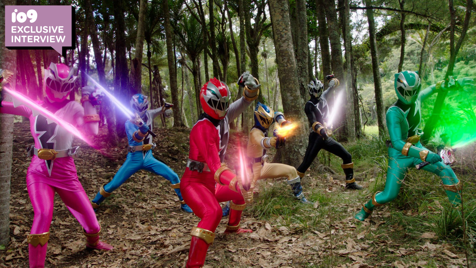 The Dino Fury rangers stand ready for action. (Image: Hasbro)