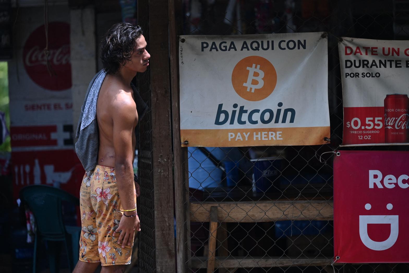 Bitcoin as legal tender has struggled to see widespread use in El Salvador, a new National Bureau of Economic Research report found. (Photo: Marvin Recinos, Getty Images)